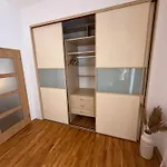 Urban Jungle 2-bedroom Old Town Air Conditioned Apartment